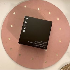 NWT Becca Hydra-Mist & Refresh Powder